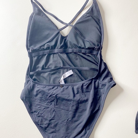 BATHING SUIT - Picture 2 of 2